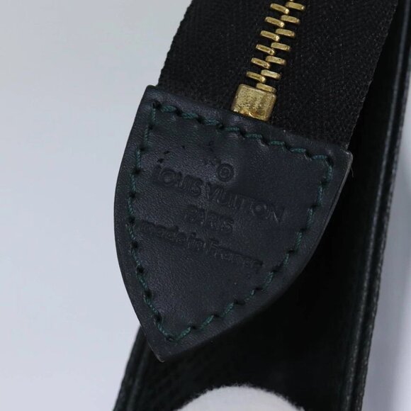 LOUIS VUITTON Taiga Posh Toilet 25 Pouch SPO Epicea LV Auth 83279 - Picture 4 of 14